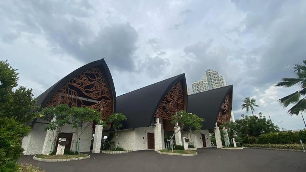 Putri Duyung Ancol Hotel Jakarta Ngoại thất bức ảnh
