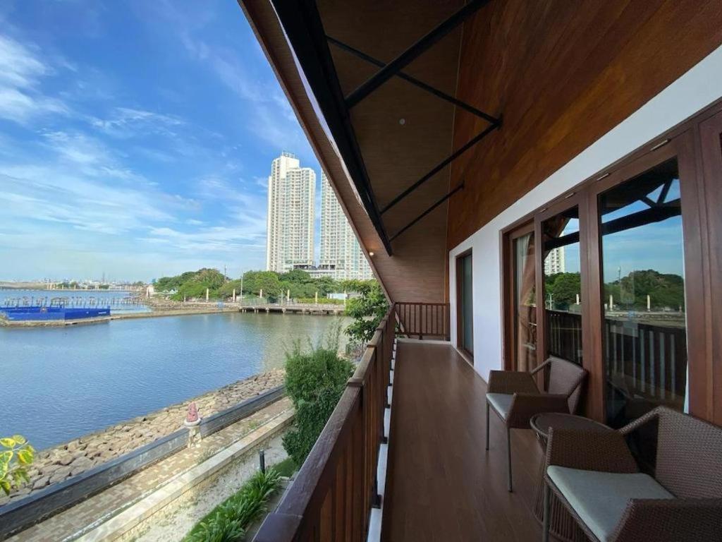 Putri Duyung Ancol Hotel Jakarta Ngoại thất bức ảnh