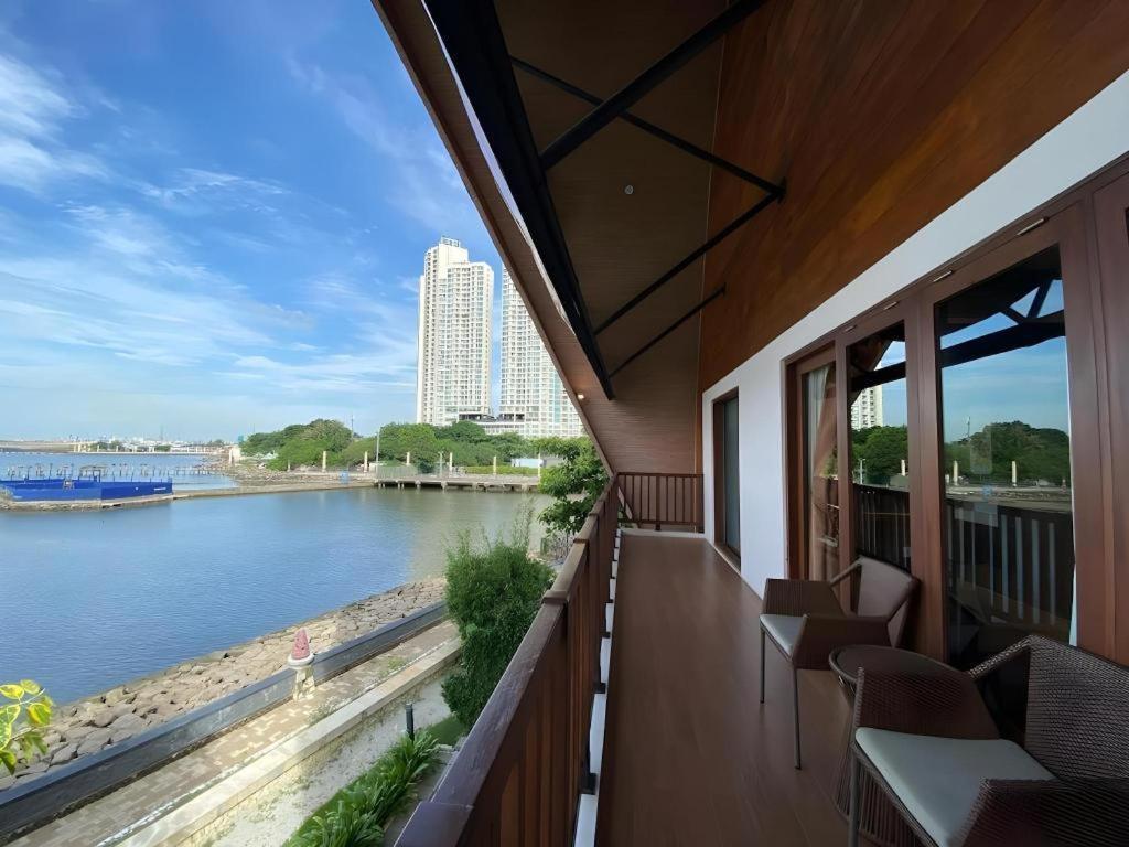 Putri Duyung Ancol Hotel Jakarta Ngoại thất bức ảnh