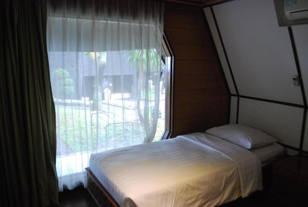 Putri Duyung Ancol Hotel Jakarta Ngoại thất bức ảnh